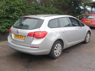 Opel Astra J рест. 2013