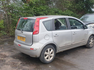 Nissan Note E11 2008