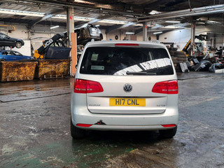 Volkswagen Touran 2-й рест. 2011