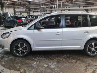 Volkswagen Touran 2-й рест. 2011