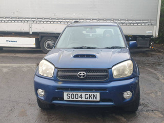 Toyota RAV4 2  (XA20) рест. 2004