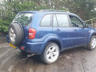 Toyota RAV4 2  (XA20) рест. 2004