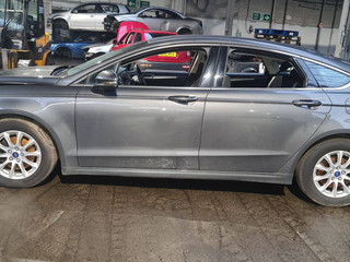 Ford Mondeo 5 2016