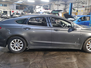 Ford Mondeo 5 2016
