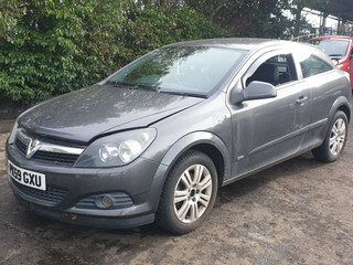 Opel Astra GTC H рест. 2009