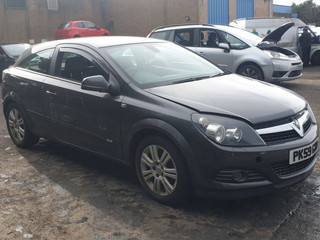 Opel Astra GTC H рест. 2009