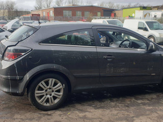 Opel Astra GTC H рест. 2009