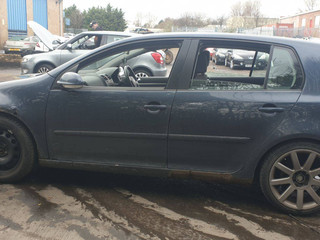 Volkswagen Golf 5 2004