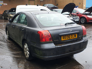 Toyota Avensis 2  (T250) 2005