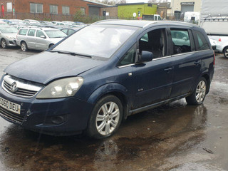 Opel Zafira 2  (B) рест. 2010