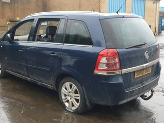 Opel Zafira 2  (B) рест. 2010