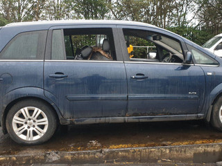 Opel Zafira 2  (B) рест. 2010