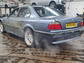 BMW 7 E38 рест. 2000