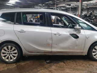Opel Zafira 3  (C) рест. 2016