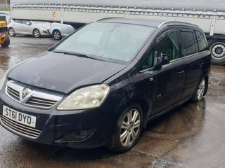 Opel Zafira 2  (B) рест. 2011