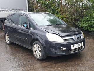 Opel Zafira 2  (B) рест. 2011