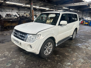 Mitsubishi Pajero 4  рест. V90 2014