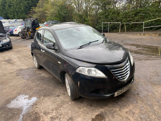 Lancia Ypsilon 3 846 2013