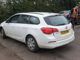 Opel Astra J рест. 2013