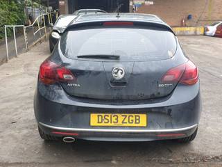Opel Astra J рест. 2013