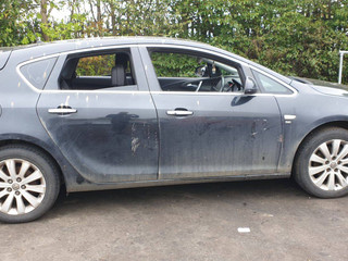 Opel Astra J рест. 2013