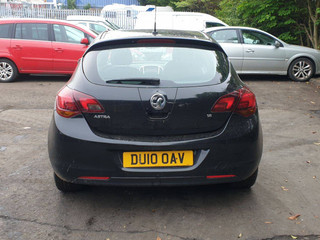 Opel Astra J 2010