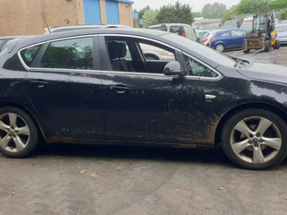 Opel Astra J 2010