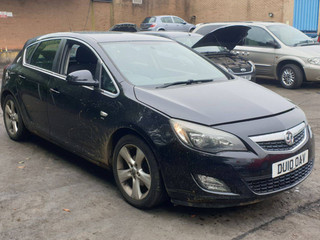 Opel Astra J 2010