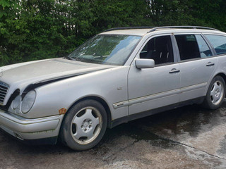Mercedes-Benz E-Класс W210/S210 S210 1997
