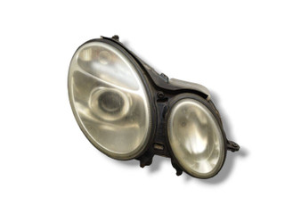 Фара ксенон правая Mercedes-Benz E-Класс W211/S211 2004, 3.2 л., CDi, OM 648.961, дизель, АКПП, obsidianschwarz / 197, седан, задний привод, правый руль, A2118201661