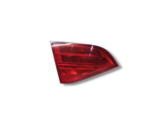 фонарь крышки багажника левый Audi A4 B8/8K 2010, 2.0 л., TDi, CAGA, дизель, 6МКПП, ibisweiss / ly9c, универсал, передний привод, правый руль, 8K9945093