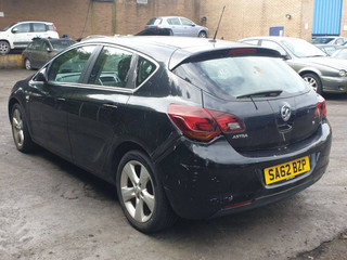 Opel Astra J 2012