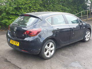 Opel Astra J 2012
