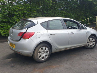 Opel Astra J 2010