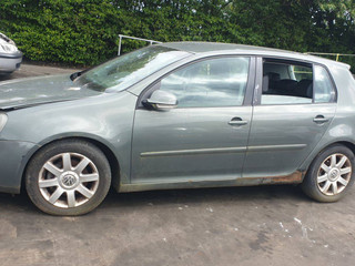 Volkswagen Golf 5 2004