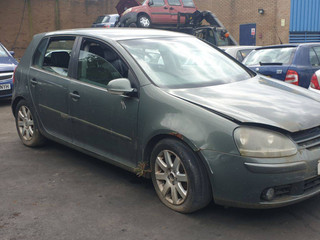 Volkswagen Golf 5 2004