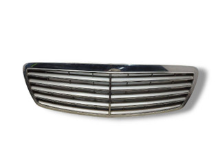 решетка радиатора Mercedes-Benz E-Класс W211/S211 2004, 3.2 л., CDi, OM 648.961, дизель, АКПП, travertinbeige / 693, седан, задний привод, правый руль, A2118800583, A2118800383