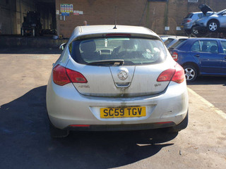 Opel Astra J 2009