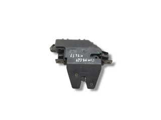 замок багажника BMW 1 серия E81/E82/E87/E88 2006, 2.0 л., D, M47 D20 (204D4), дизель, 6МКПП, titansilber / 354, хетчбэк 5 дв., задний привод, правый руль, 8196401