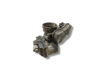 заслонка дроссельная Volkswagen Passat B6 2009, 2.0 л., TDi PD, BMR, дизель, 6МКПП, reflex silver / la7w, седан, передний привод, правый руль, 03G128063B