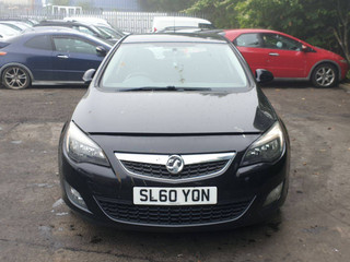 Opel Astra J 2010