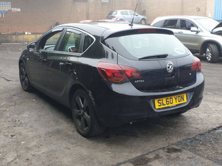 Opel Astra J 2010