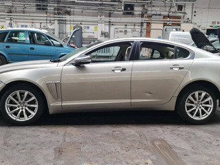 Jaguar XF рест. 250 2011