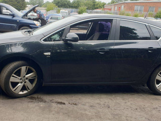 Opel Astra J рест. 2013