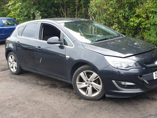 Opel Astra J рест. 2013