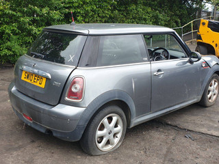 Mini Cooper 2 R56 2010