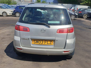 Mazda 2  DY 2003