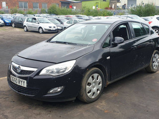 Opel Astra J 2010