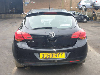 Opel Astra J 2010