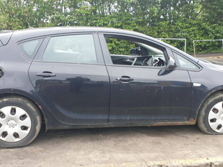 Opel Astra J 2010